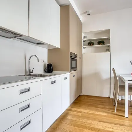 Daire Joivy Fantastic Flat Near Center *
