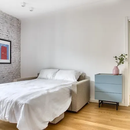 Daire Joivy Fantastic Flat Near Center *