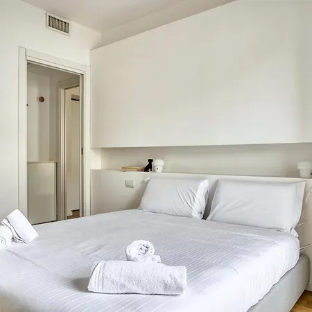 Joivy Fantastic Flat Near Center Daire